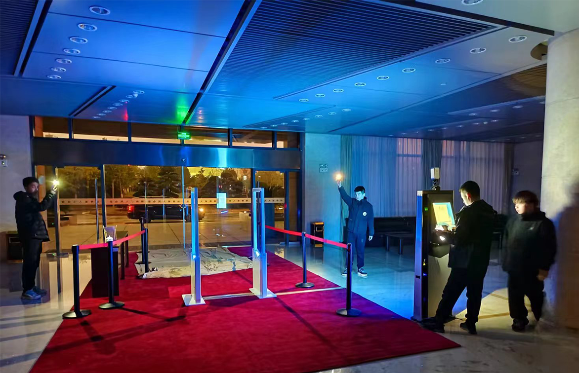 2024年湖南省、内蒙古赤峰市两会技术服务保障工作圆满结束